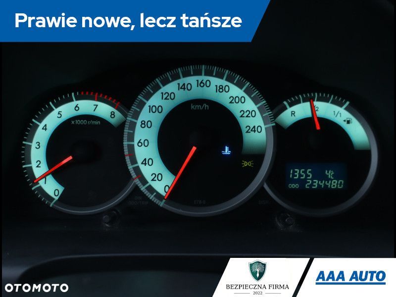 Toyota Corolla Verso - 12