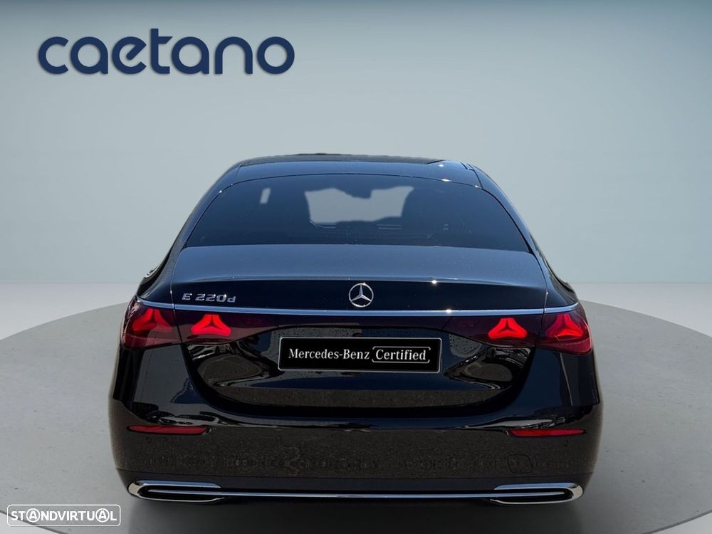 Mercedes-Benz E 220 d - 4