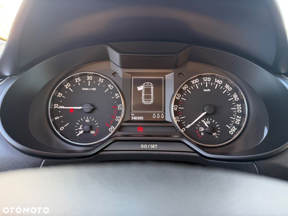 Skoda Octavia 2.0 TDI Edition - 10