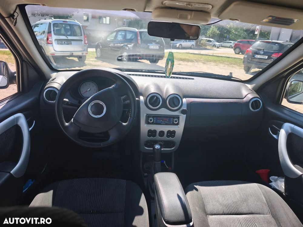 Dacia Logan MCV 1.6 Laureate - 6