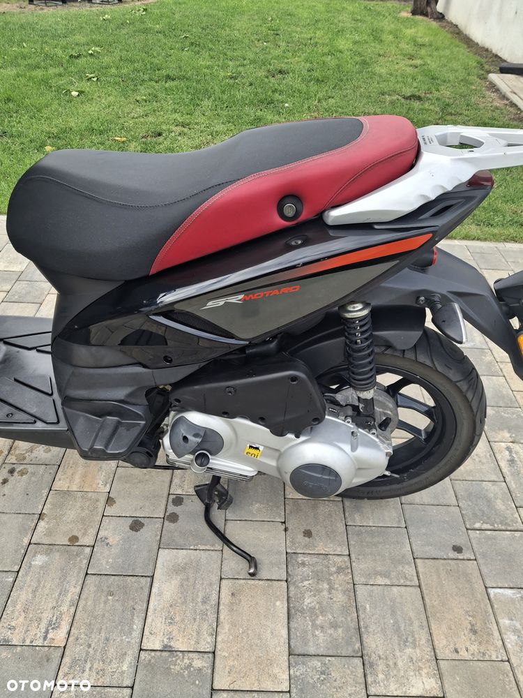 Aprilia SR - 9