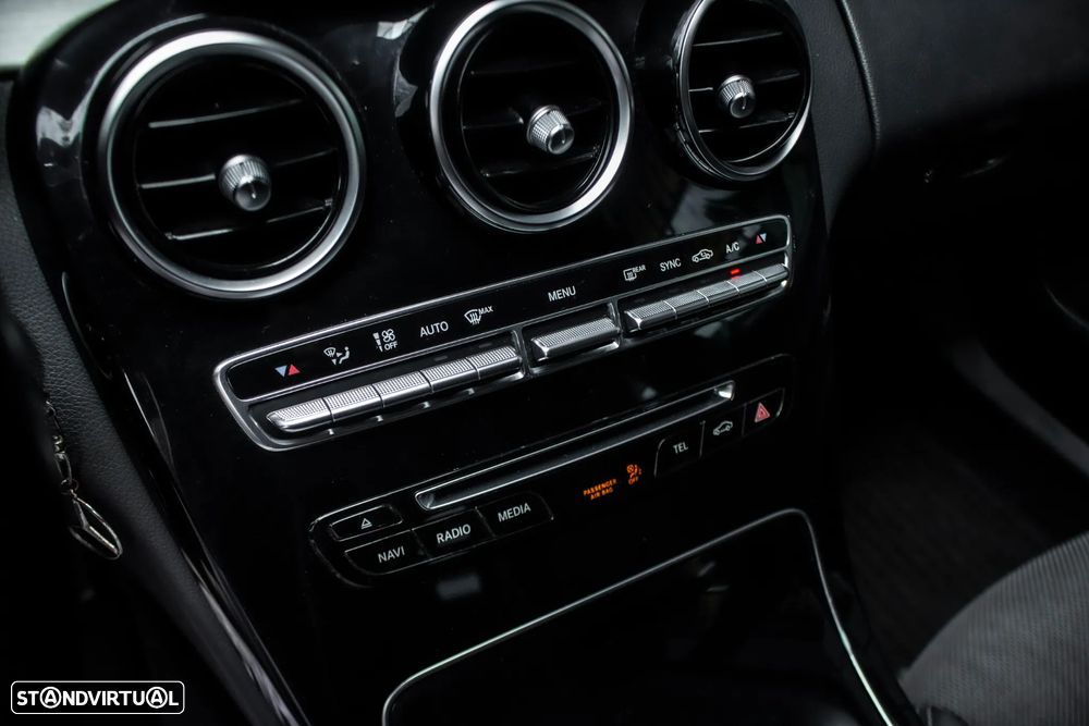 Mercedes-Benz C 200 d Avantgarde Aut. - 23