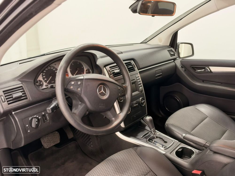Mercedes-Benz B 180 CDi Autotronic - 6