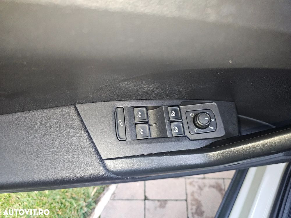 Volkswagen T-Cross 1.0 TSI DSG Life - 15