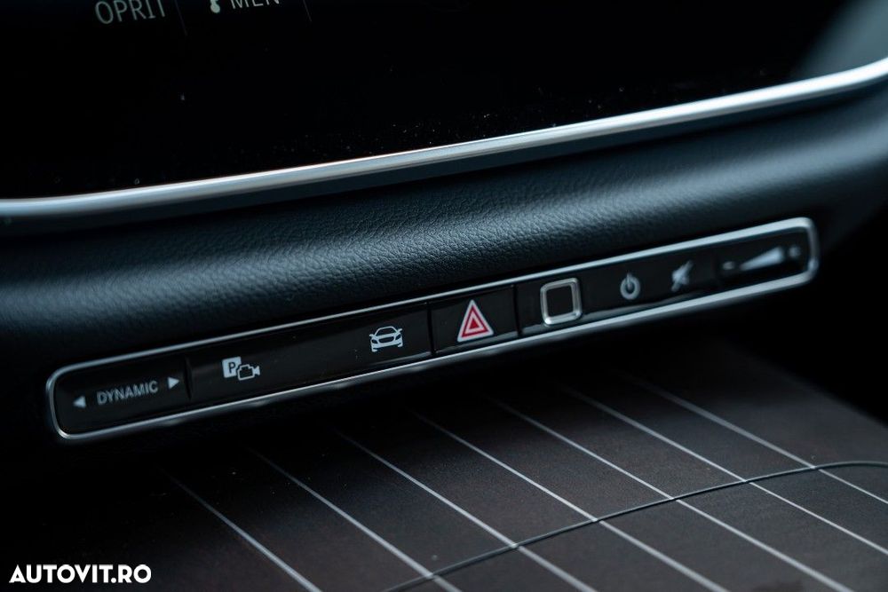 Mercedes-Benz E - 20