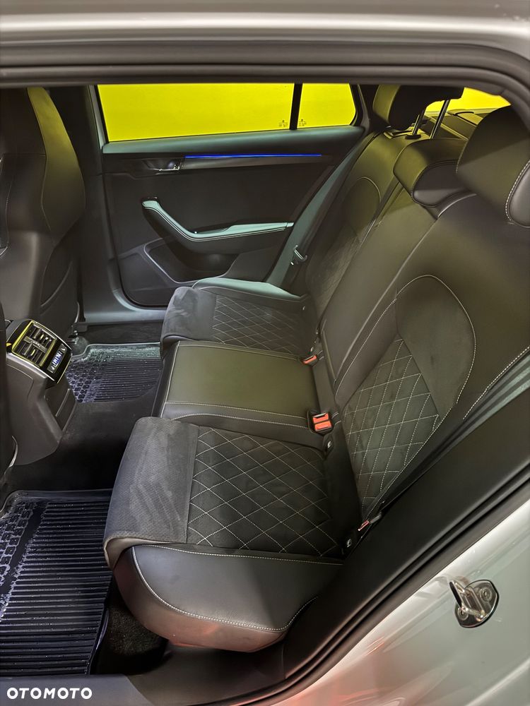 Skoda Superb 2.0 TSI 4x4 Sportline DSG - 17