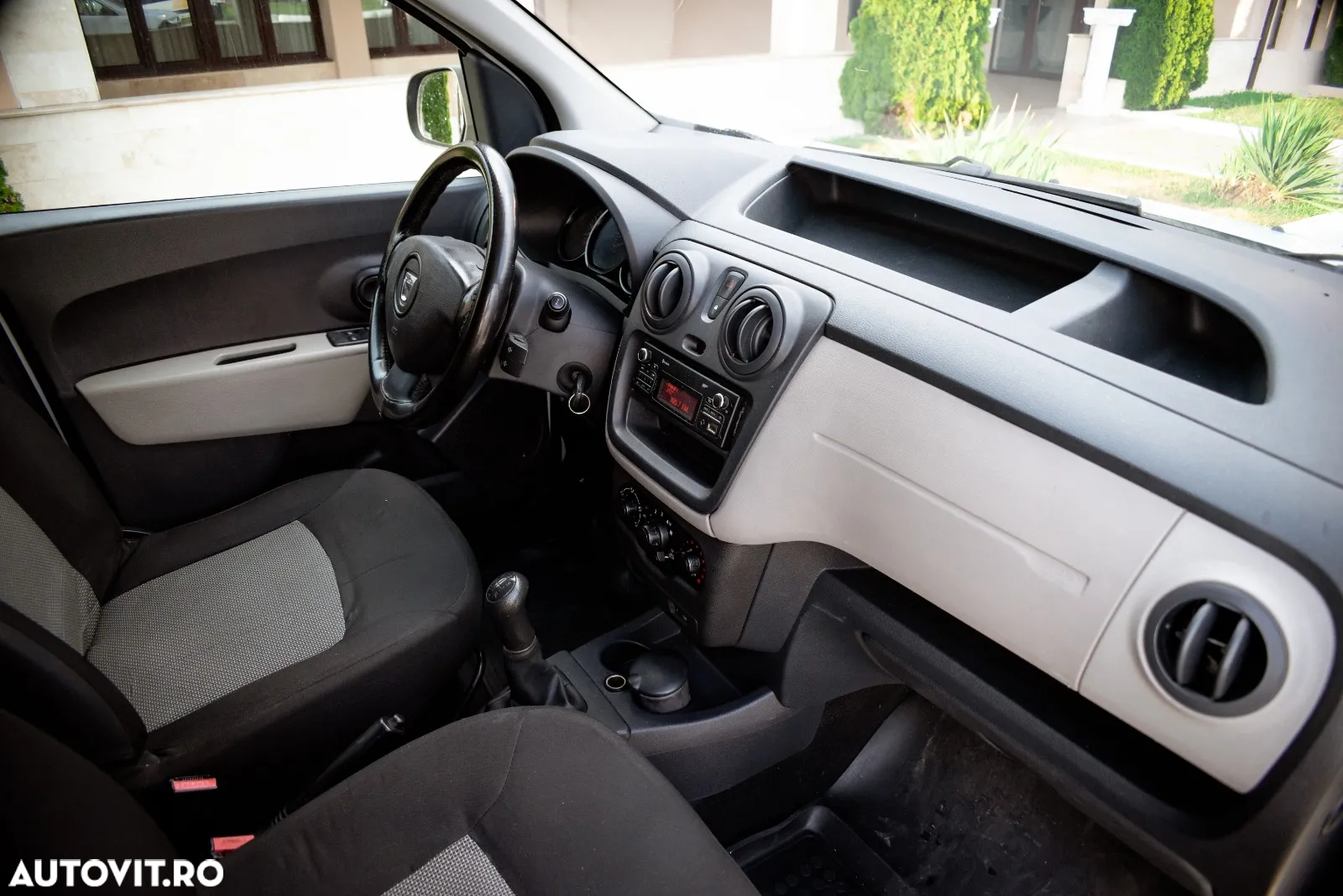 Dacia Dokker 1.5 dCi 90 CP Stepway - 11