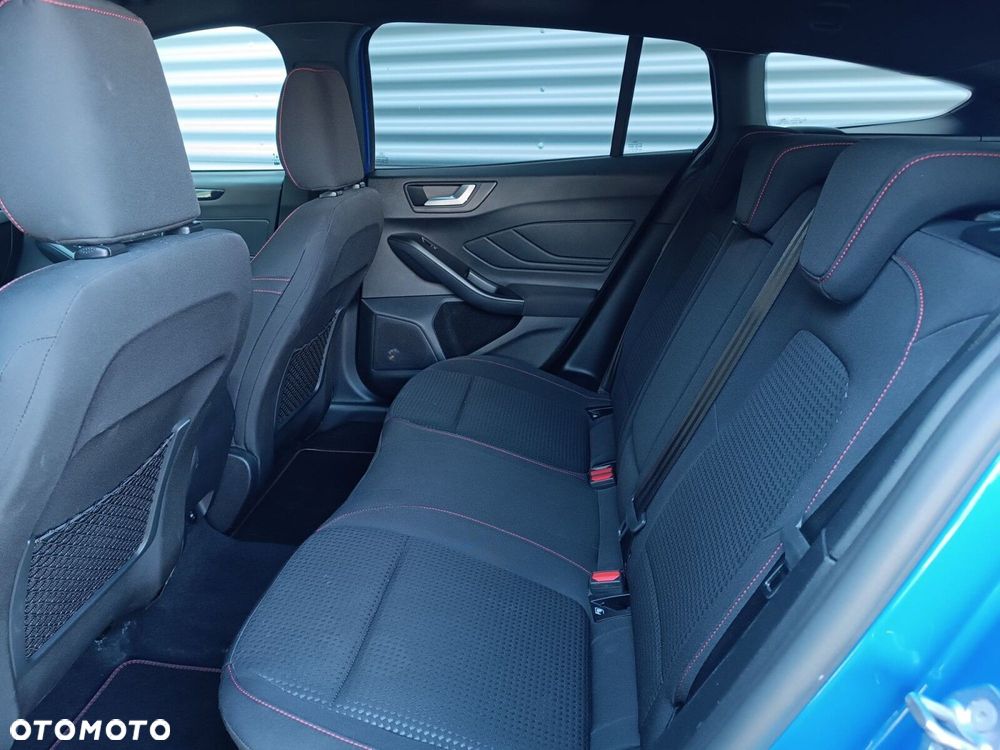Ford Focus 1.5 EcoBlue ST-Line X - 32
