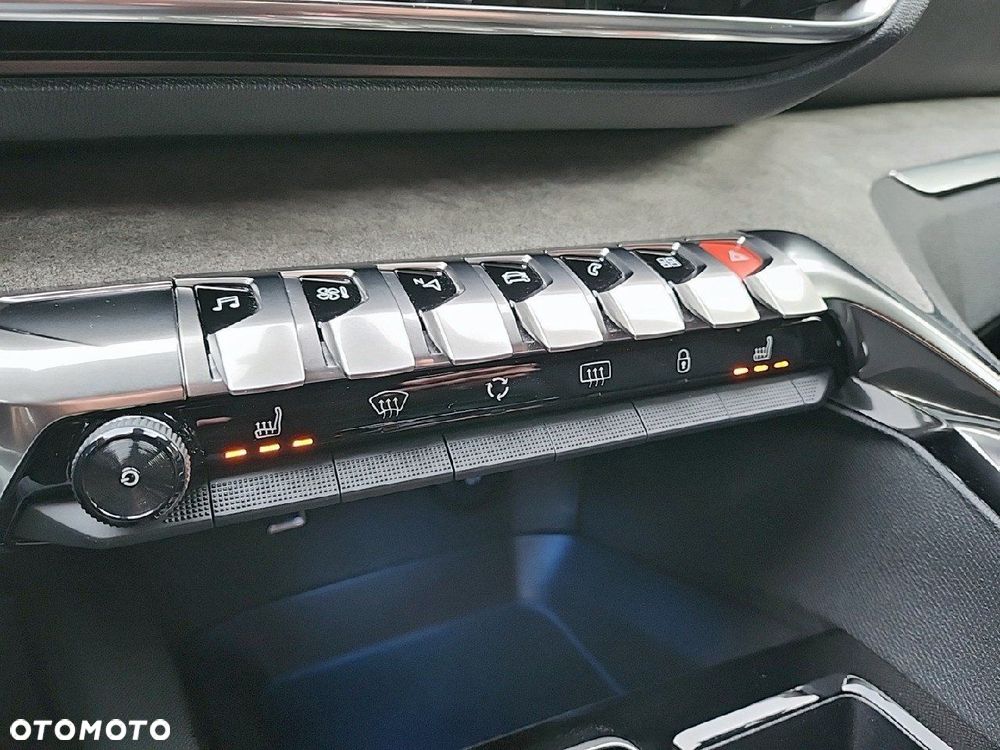 Peugeot 3008 1.2 PureTech GT S&S EAT8 - 16