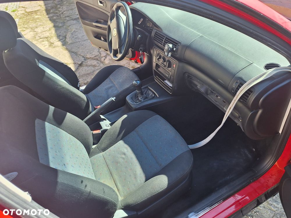 Volkswagen Passat - 6