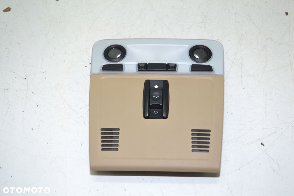 BMW E90 E92 LAMPKA PODSUFITKI PRZEŁĄCZNIK SZYBERDACHU 9137506