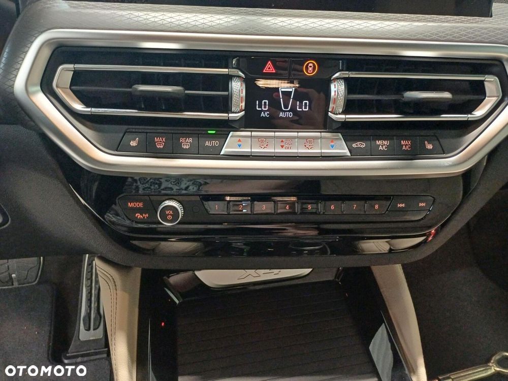 BMW X4 - 15