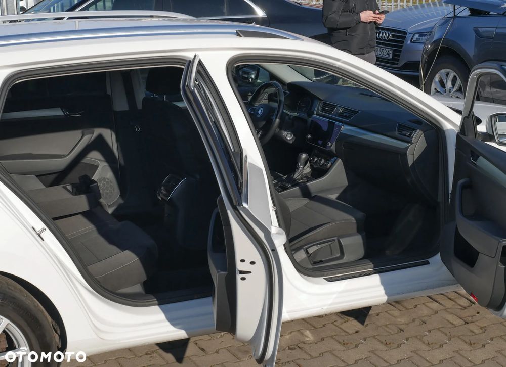 Skoda Superb 2.0 TDI Ambition DSG7 - 24