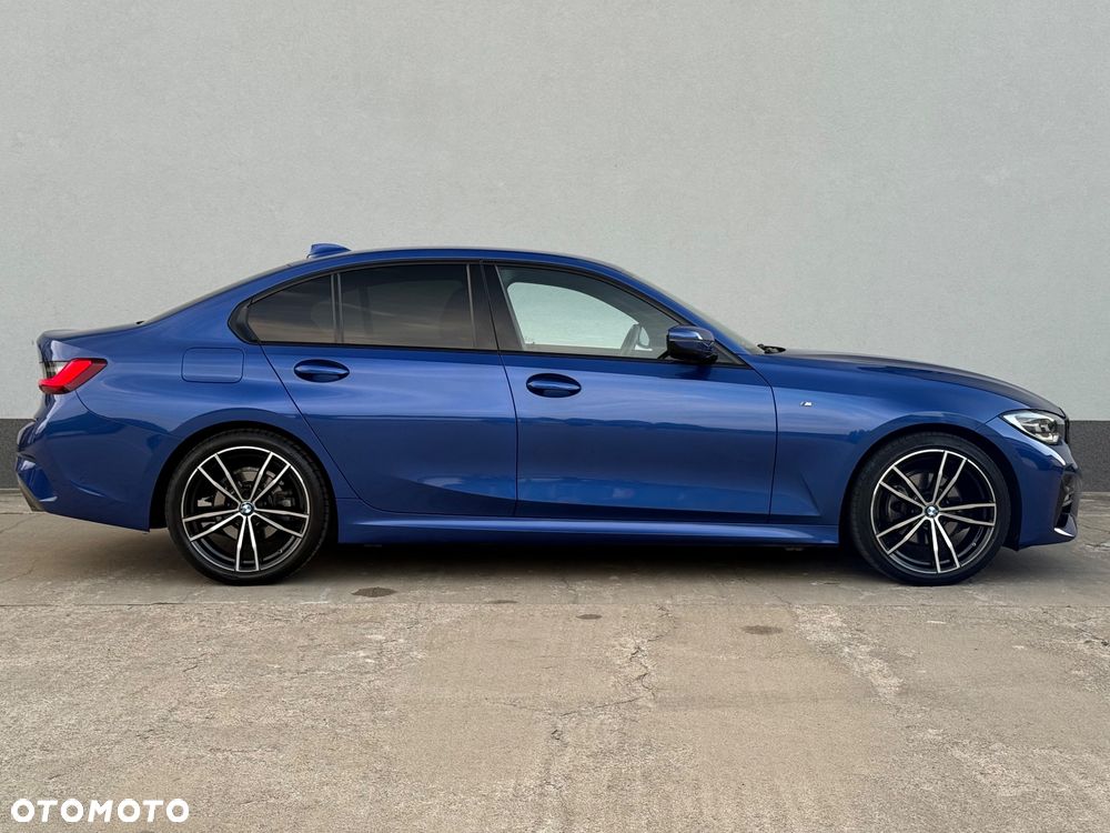 BMW Seria 3 320d xDrive M Sport Sport - 6