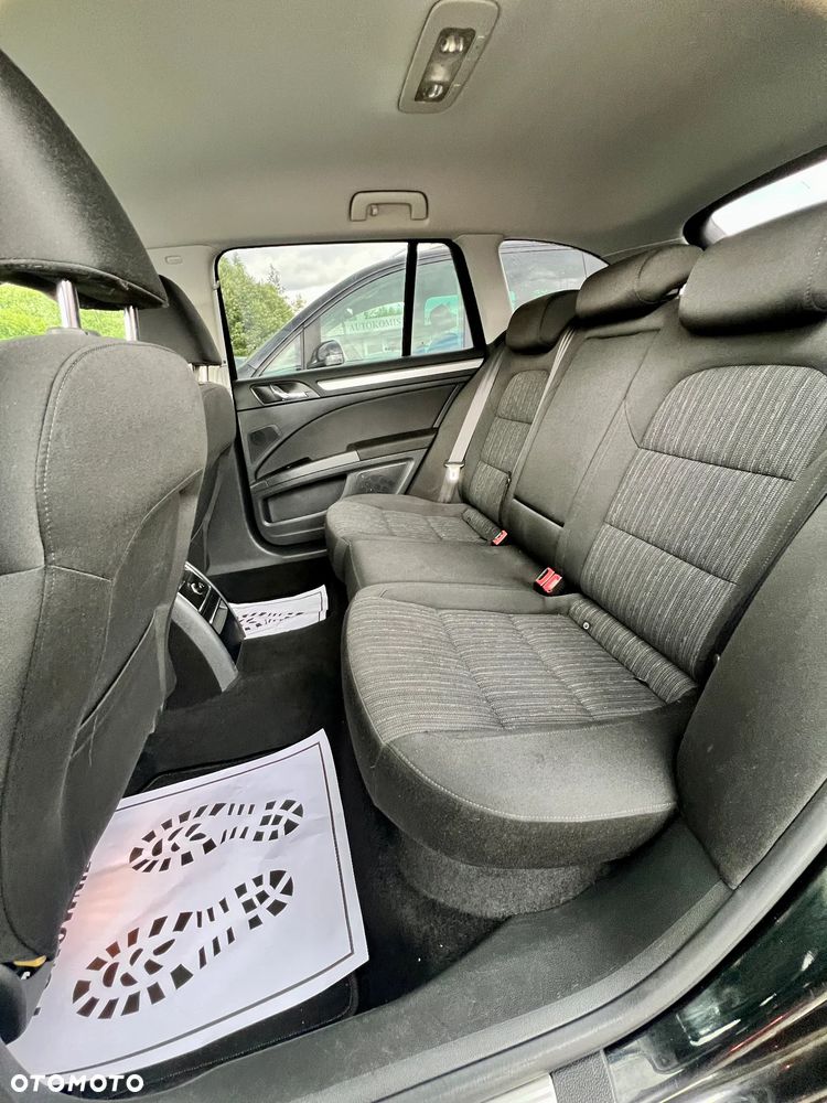 Skoda Superb 2.0 TDI Comfort DSG - 13