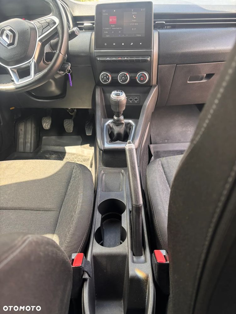 Renault Clio - 11
