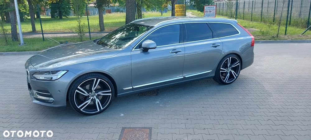 Volvo V90 - 2