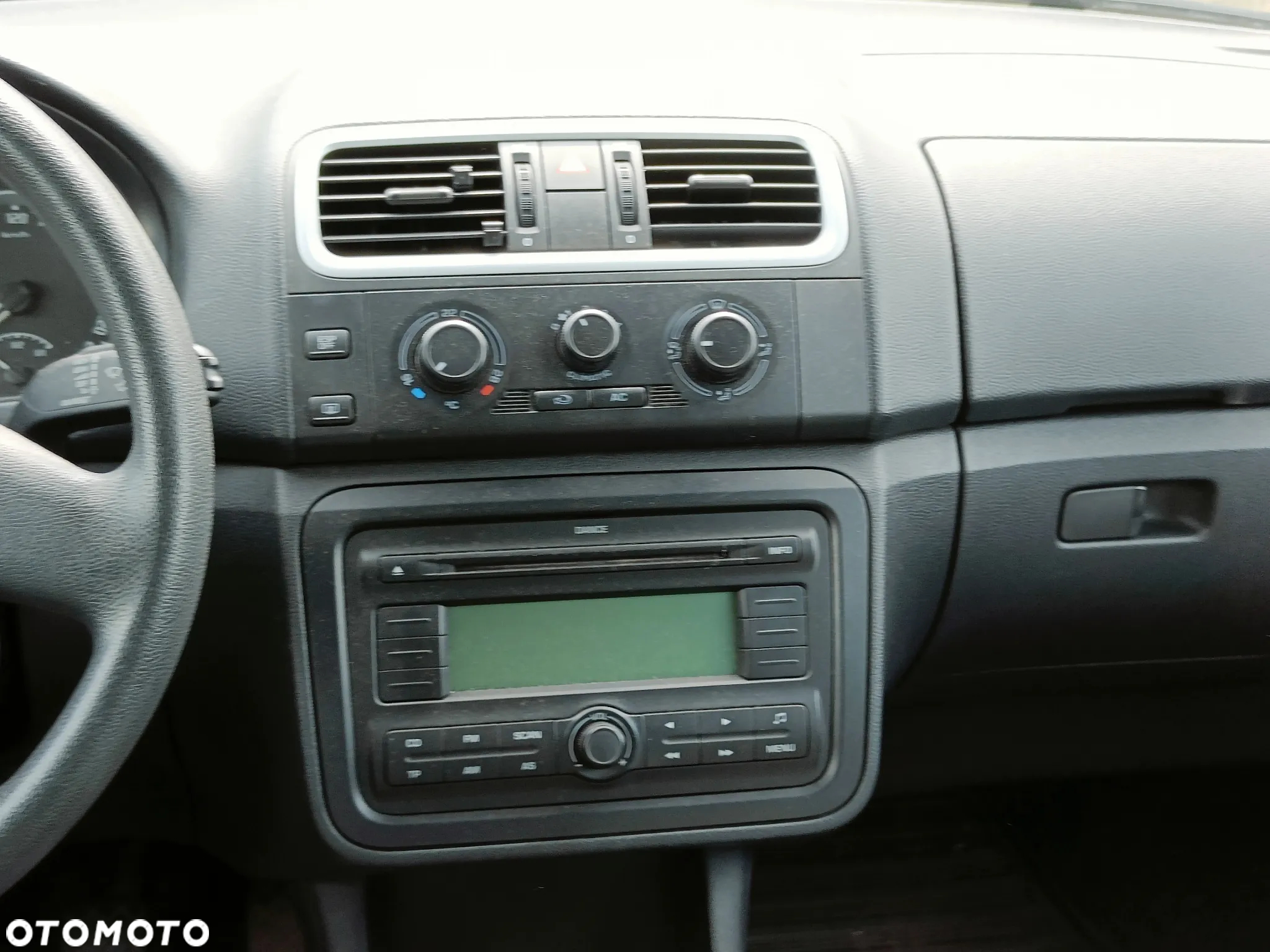 Skoda Fabia - 4