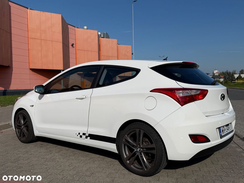 Hyundai i30 - 16