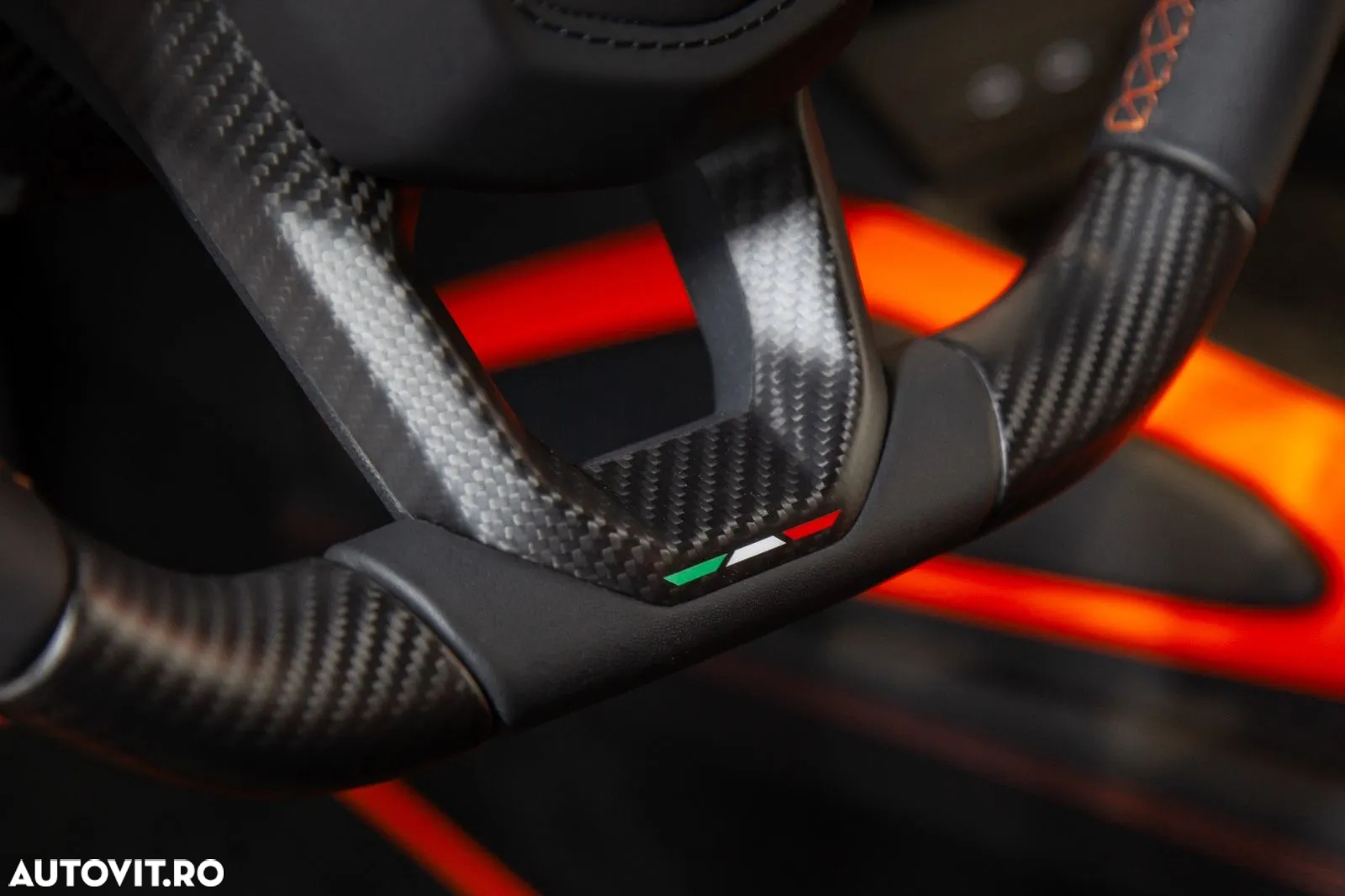 Lamborghini Revuelto - 9