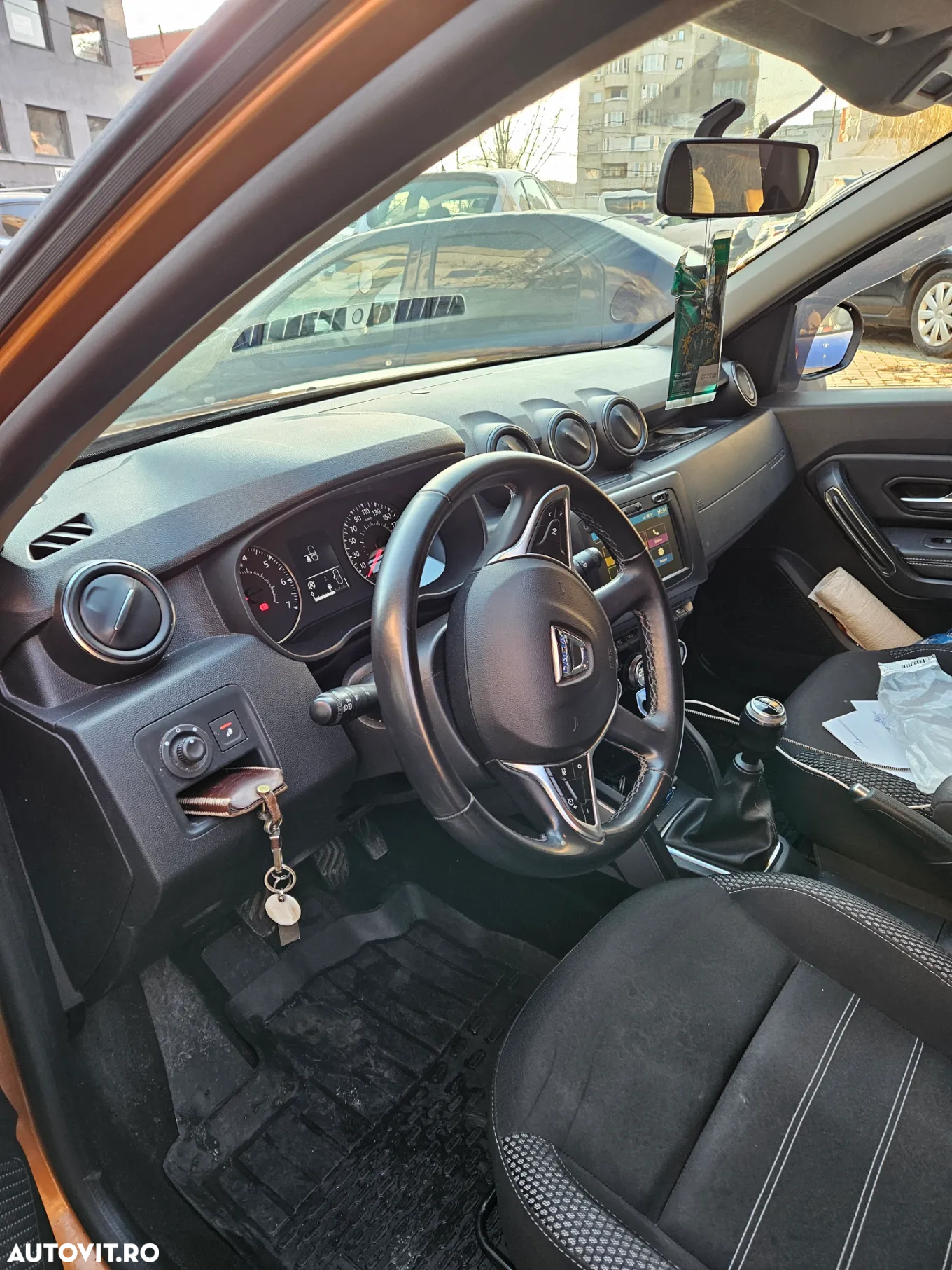 Dacia Duster 1.5 Blue dCi 4WD Prestige jante 17" - 10