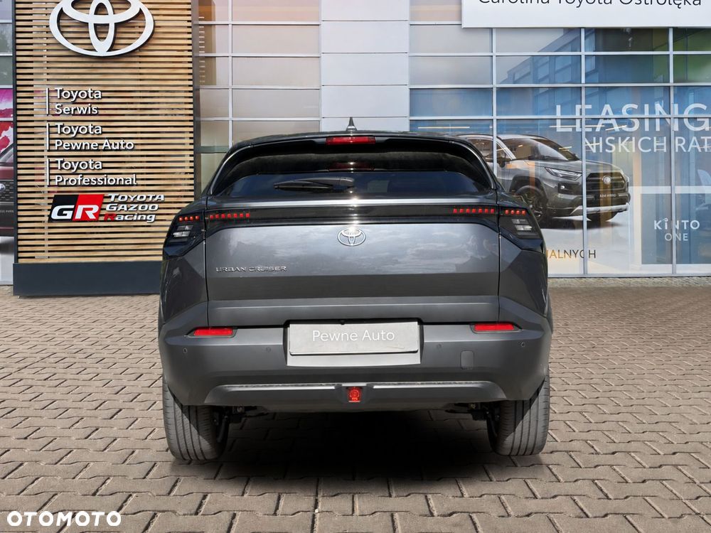 Toyota Urban Cruiser 61kWh Executive - 4