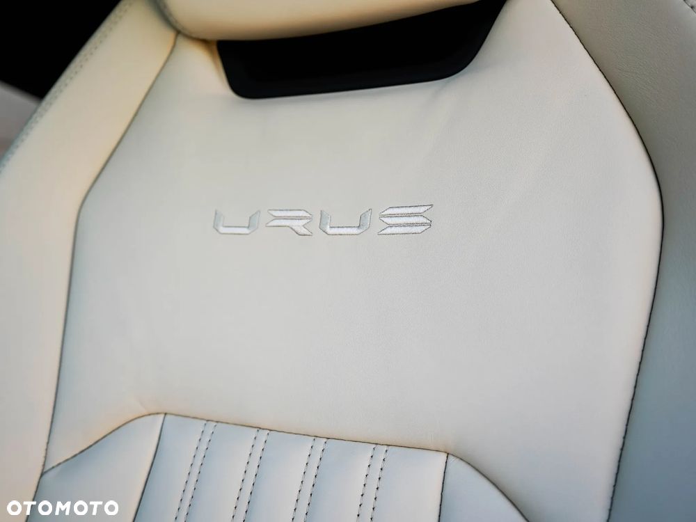 Lamborghini Urus - 32