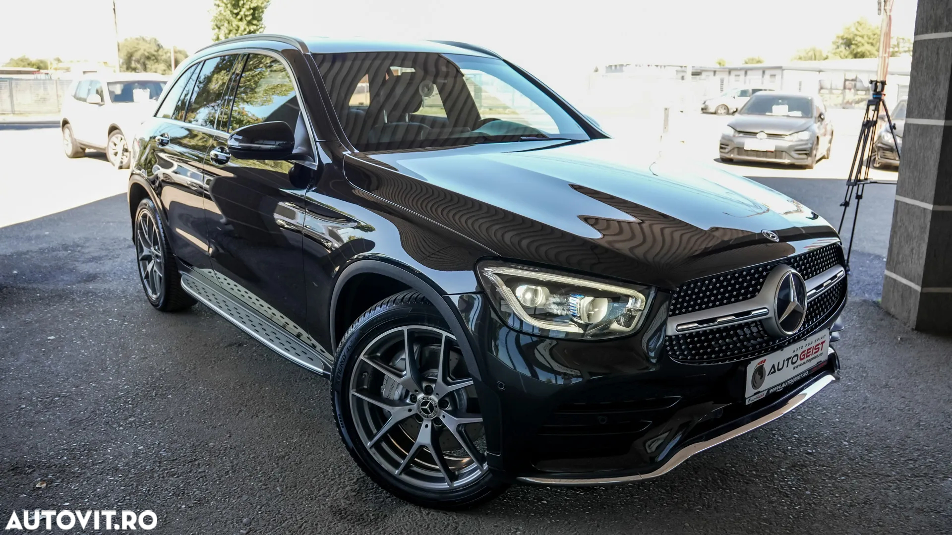 Mercedes-Benz GLC 300 d 4Matic 9G-TRONIC AMG Line - 36