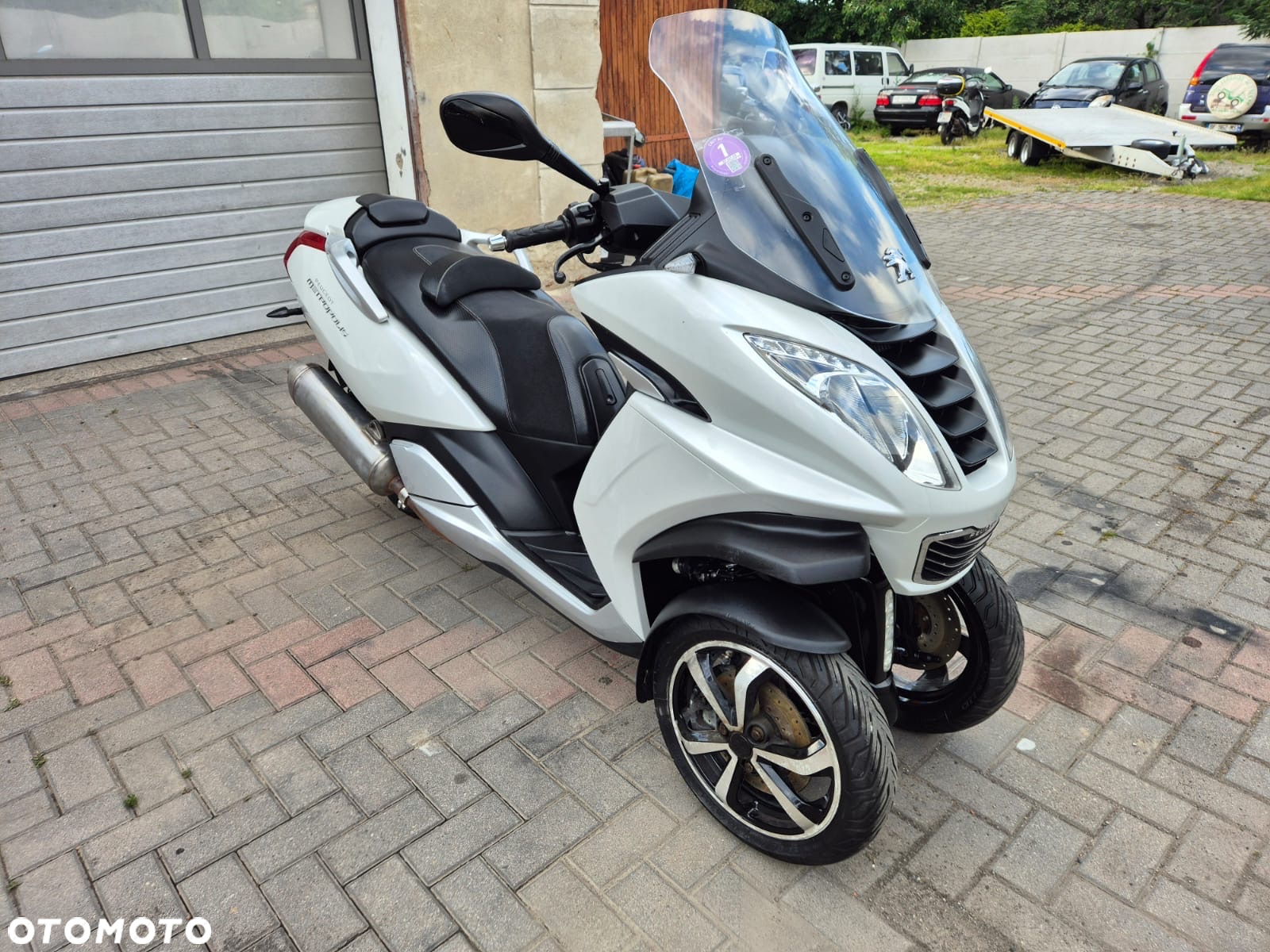 Peugeot Metropolis - 3