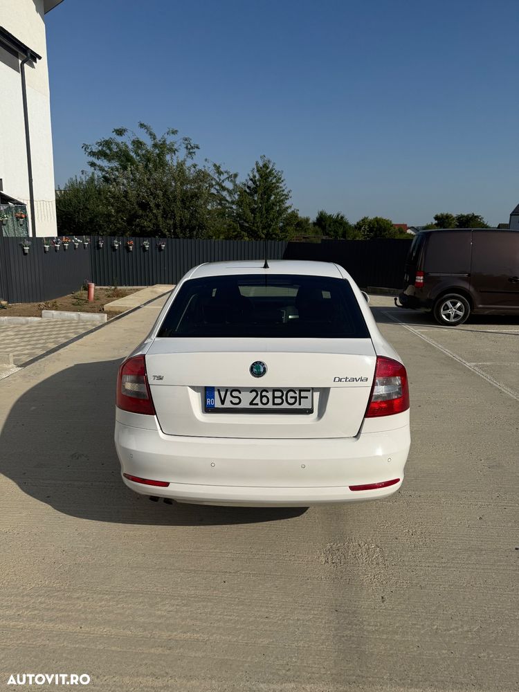 Skoda Octavia 1.4 TSI Classic DSG - 3