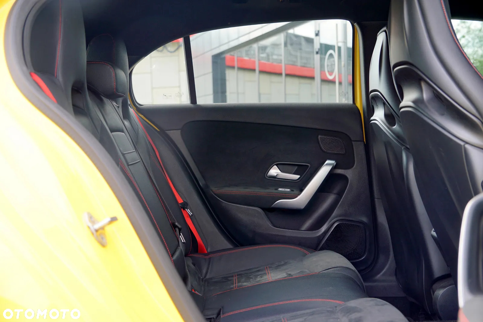 Mercedes-Benz Klasa A AMG 45 S 4Matic+ AMG Speedshift DCT 8G - 26