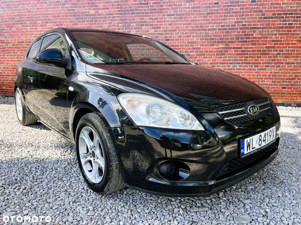 Kia Ceed - 3