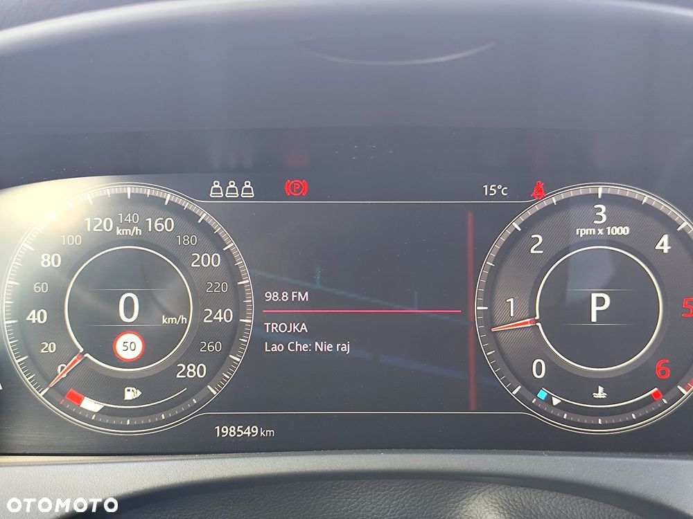 Jaguar F-Pace 20d AWD Chequered Flag - 16