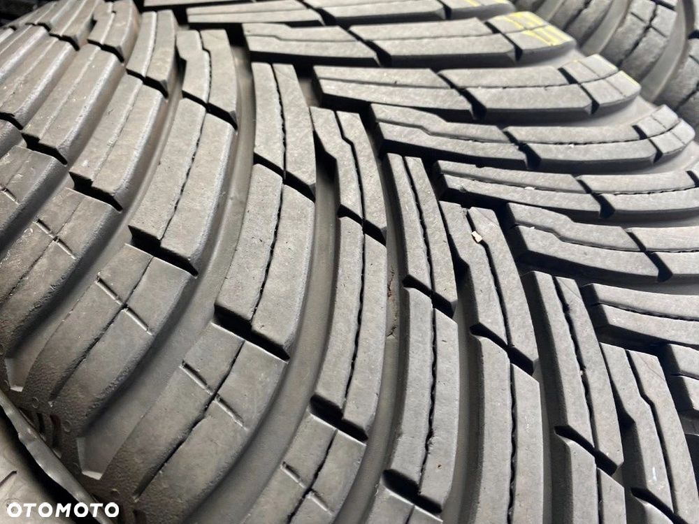 225/40/18 Pirelli AllSeason_6mm_2szt_(573) - 4