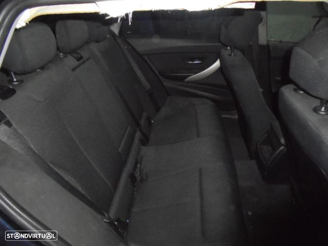 Carro MOT: N47D20C BMW F31 2014 318D 143CV 5P AZUL DIESEL - 5