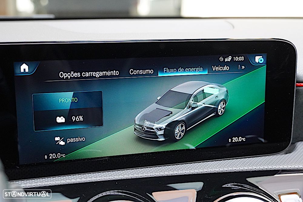 Mercedes-Benz A 250 Limousine e AMG Line - 40