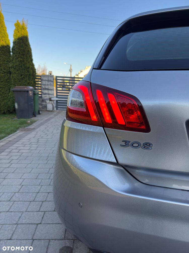 Peugeot 308 - 15