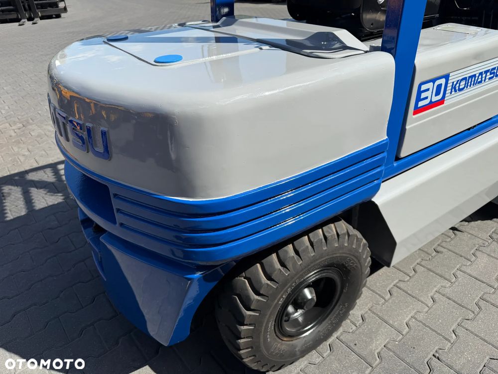 Komatsu FD30T-11E - 15