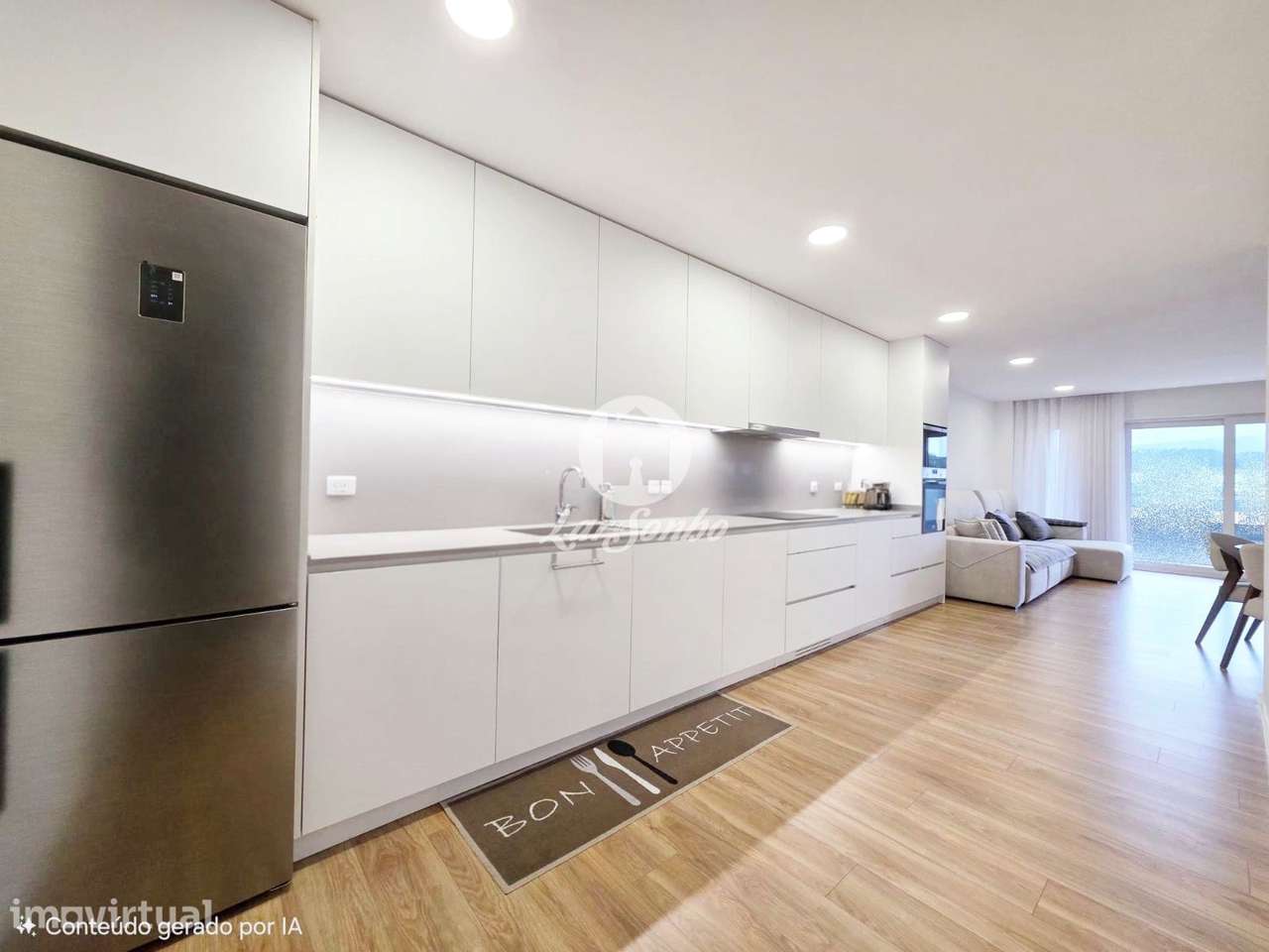 Apartamento T2+1 COMO NOVO com Garagem Fechada e Arrumos em Nine, V... - Grande imagem: 3/14