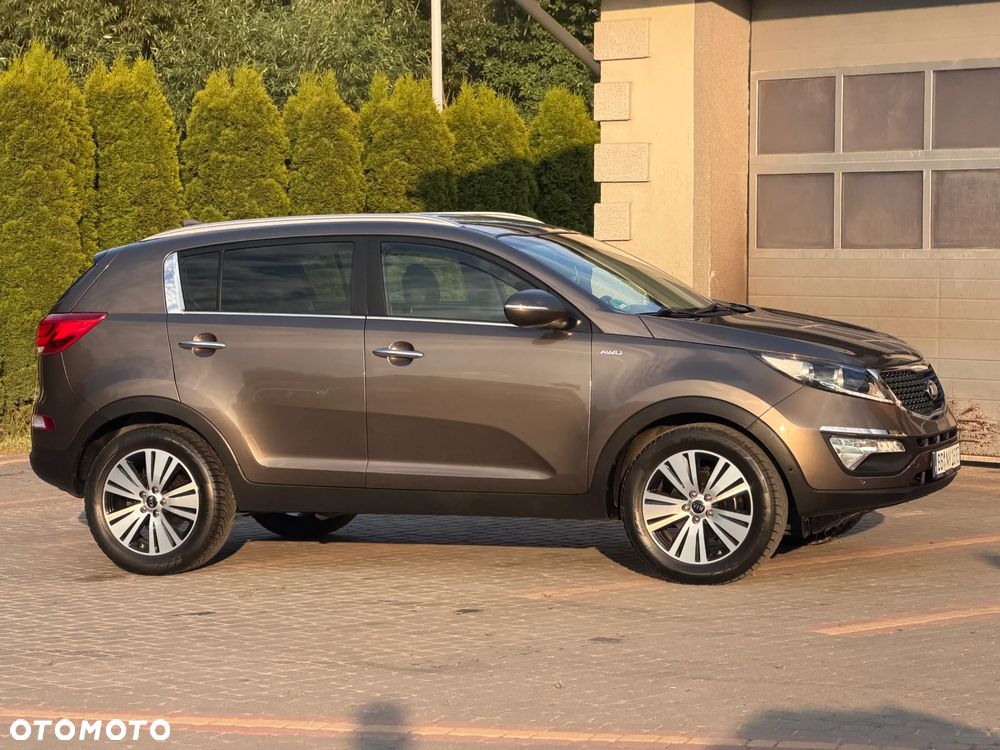 Kia Sportage 2.0 CRDI 4WD Fifa World Cup Edition - 5