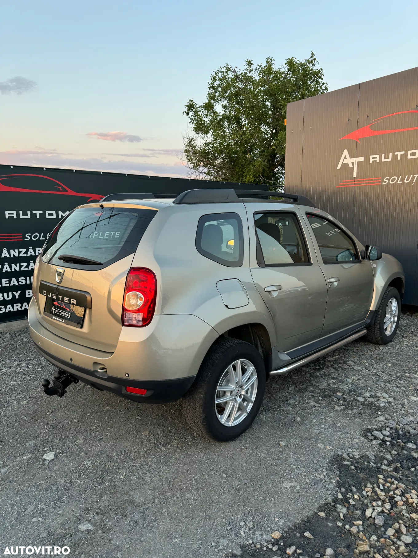 Dacia Duster 1.5 dCi 4x2 Laureate - 4