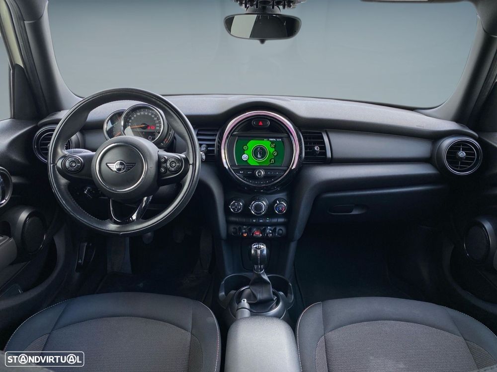 MINI 5 Portas Cooper D - 4