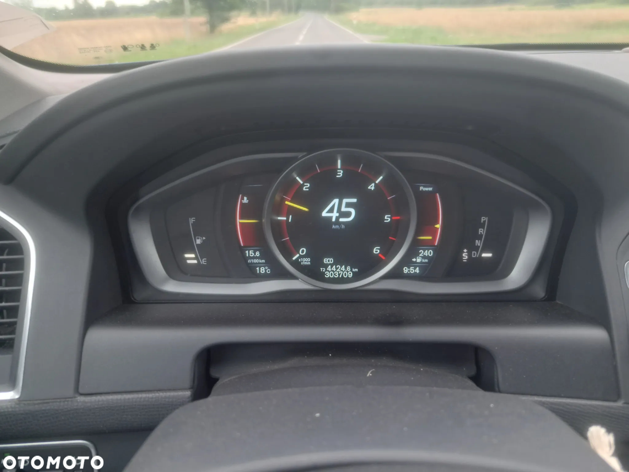 Volvo XC 60 D4 Drive-E Ocean Race - 3