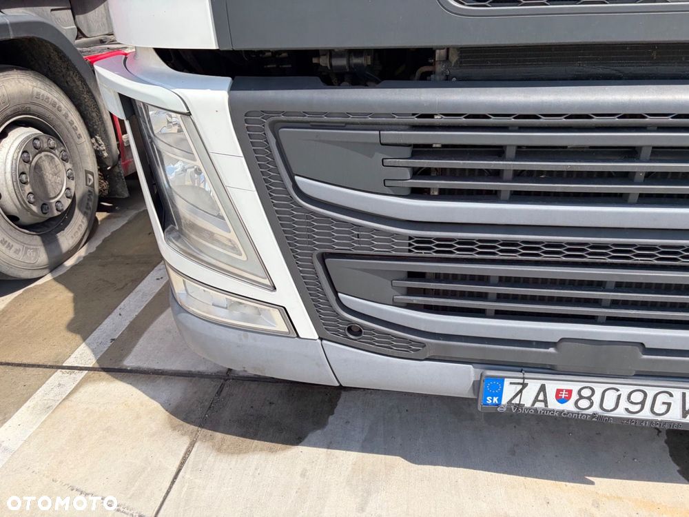 Volvo Fm 460 6X2 + Schwarzmuller Tpa 2/E - 33