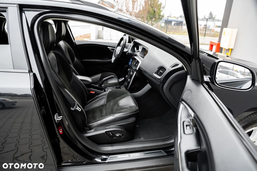 Volvo V40 Cross Country T4 AWD Geartronic Summum - 23