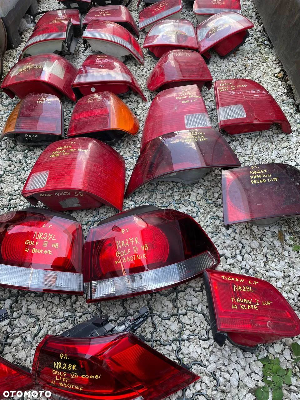 VW VOLKSWAGEN LAMPY TYŁ LEWE PRAWE - 1