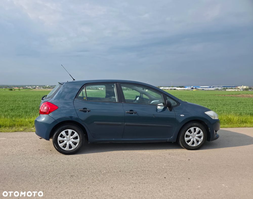 Toyota Auris 1.4 VVT-i Luna - 5