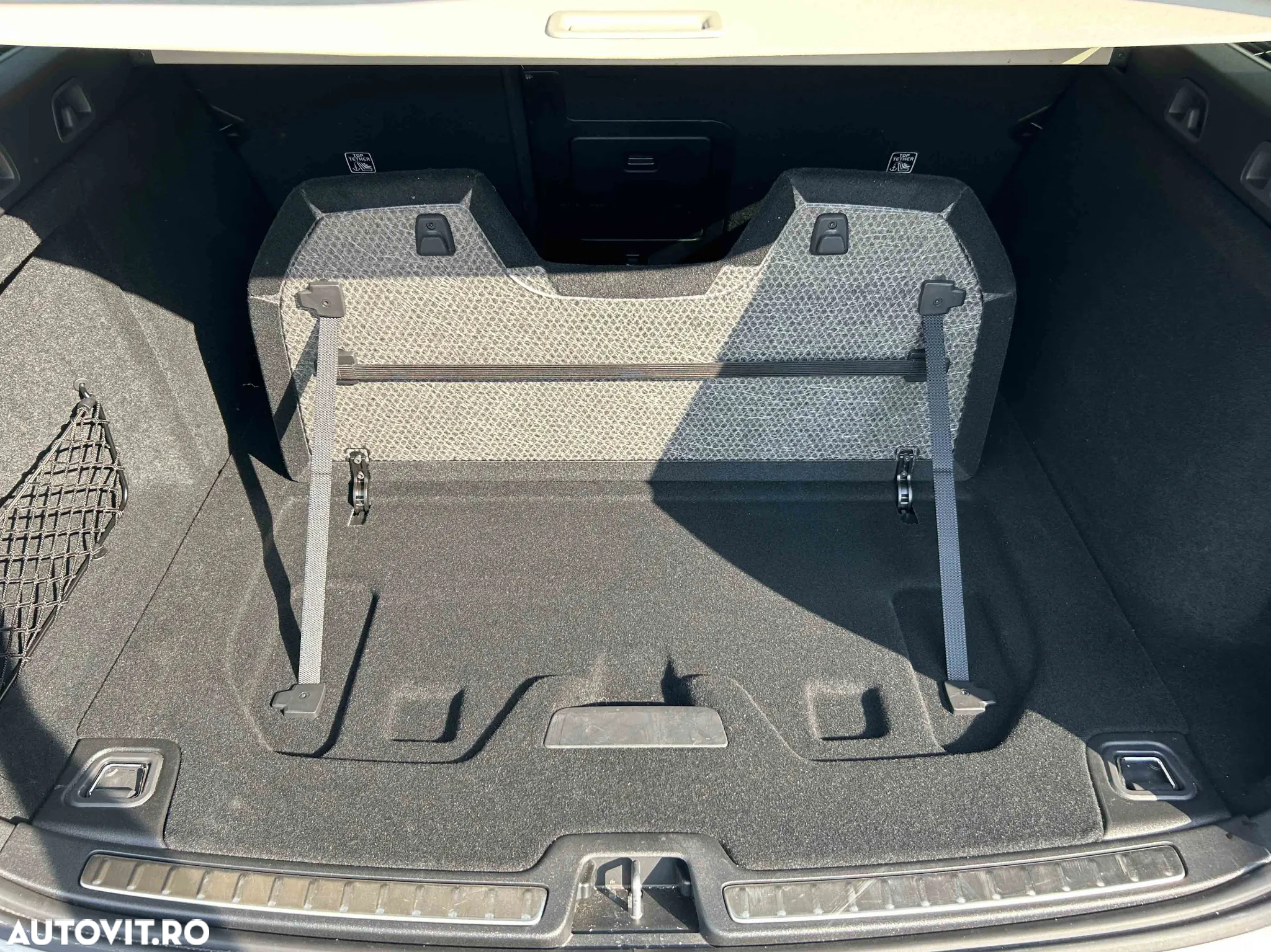 Volvo V60 B4 MHEV AT Plus Dark - 11