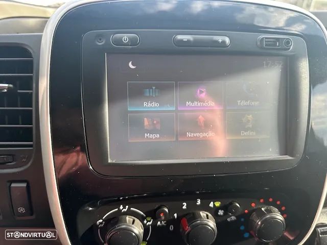 Renault TRAFIC L1H1 - 12