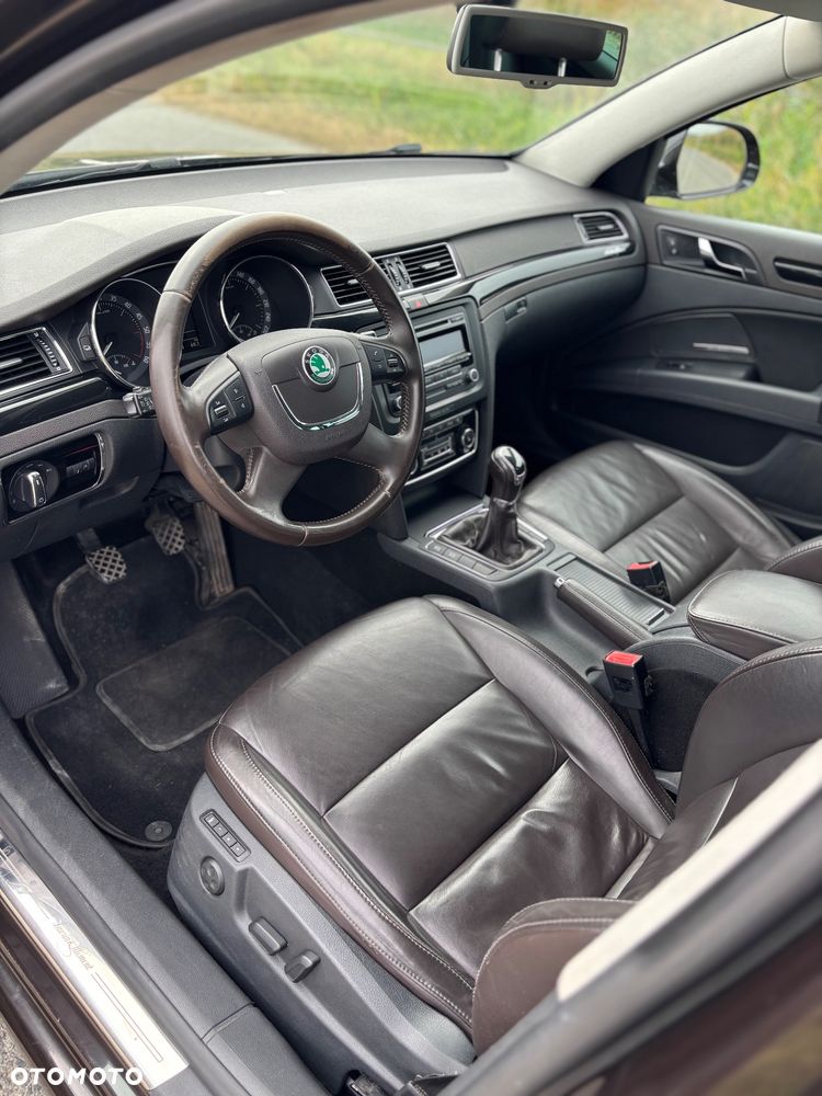 Skoda Superb 2.0 TDI Green tec L&K - 13